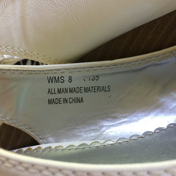 Beautiful white wedge shoes - Picture 7 of 8